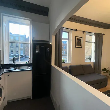 First Floor One Bed Apartment In Central West Londres Exterior foto