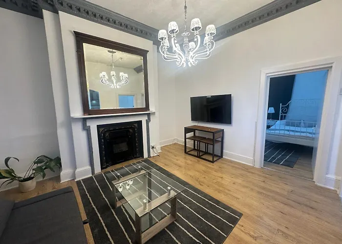 First Floor One Bed Apartment In Central West London